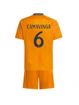 Real Madrid Eduardo Camavinga #6 Replika Borta Kläder Barn 2024-25 Kortärmad (+ byxor)